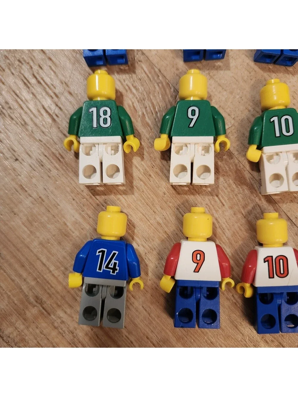 Lego heads from see